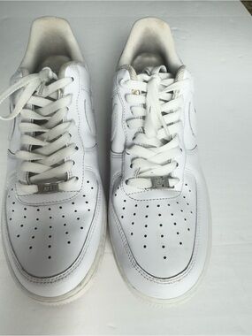 Nike Air Force 1 Low 'Triple White' -
Size 10 (315122-111)